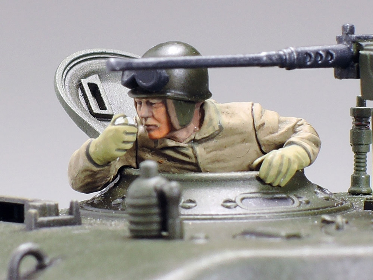 1/48 U.S. Medium Tank M4A3E8 Sherman "Easy Eight" - 32595