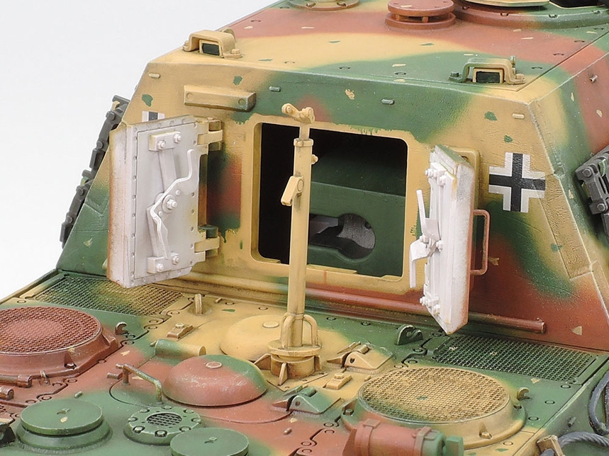 1/35 GERMAN DESTROYER JAGDTIGER - 35295 - Brookhurst Hobbies