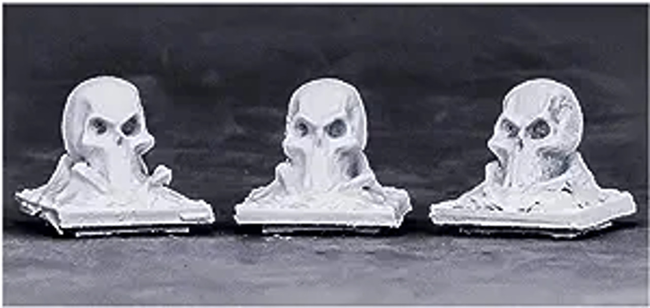 03855 - Dark Heaven Legends:  Graveyard Finials: Skull (3)