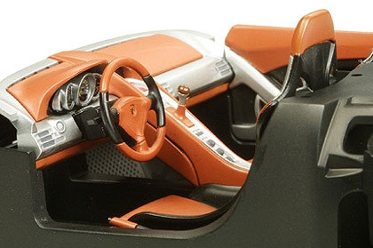 1/24 Porsche Carrera GT - 24275 - Brookhurst Hobbies