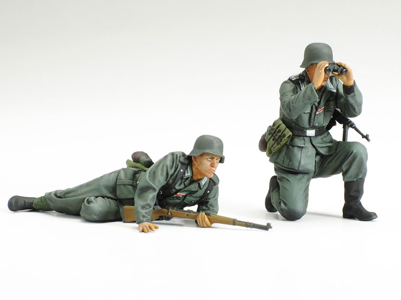 1/35 GERMAN ASSAULT PIONEER TEAM & GOLIATH - 35357