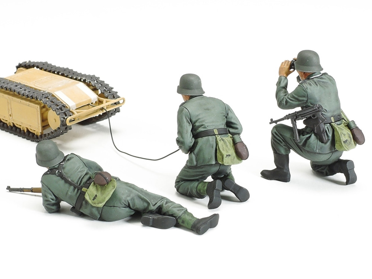 1/35 GERMAN ASSAULT PIONEER TEAM & GOLIATH - 35357