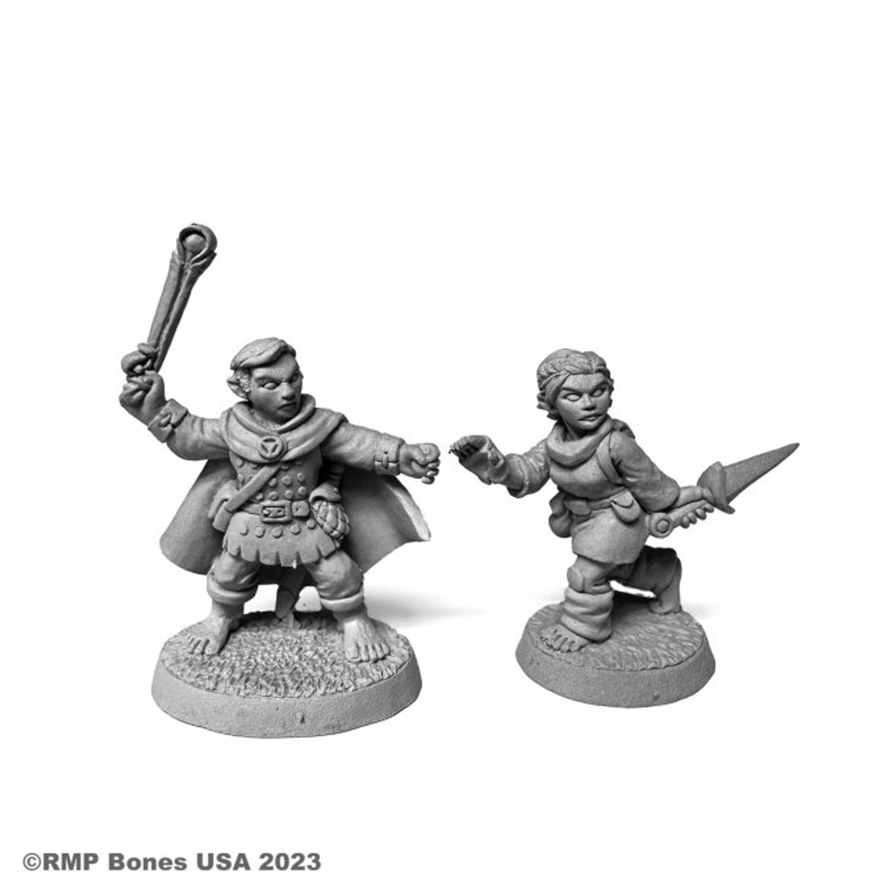 07104 - Bones Plastic: Halfling Ranger and Rogue