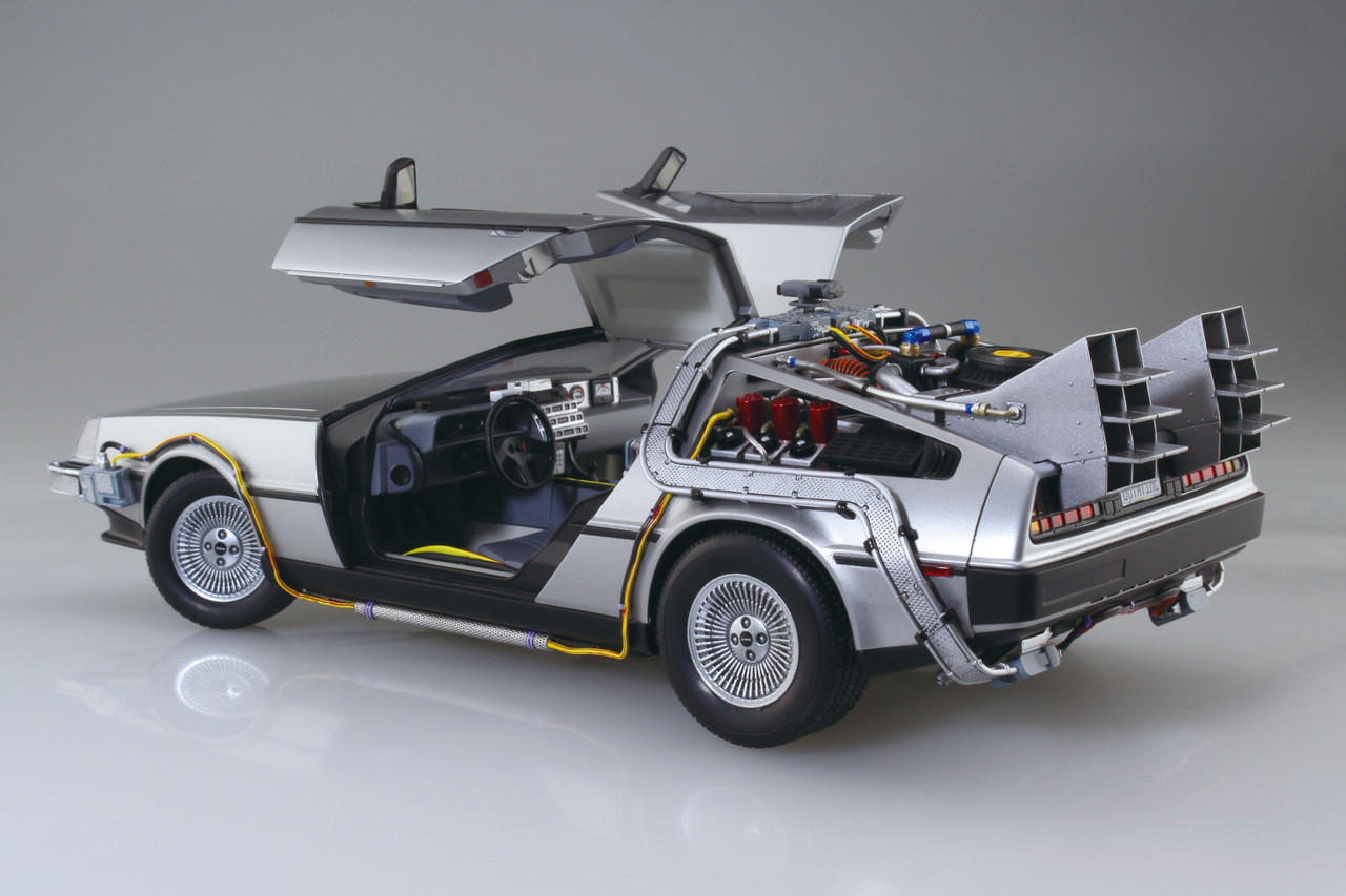 1/24 Time Machine from Back To The Future Part Ⅰ