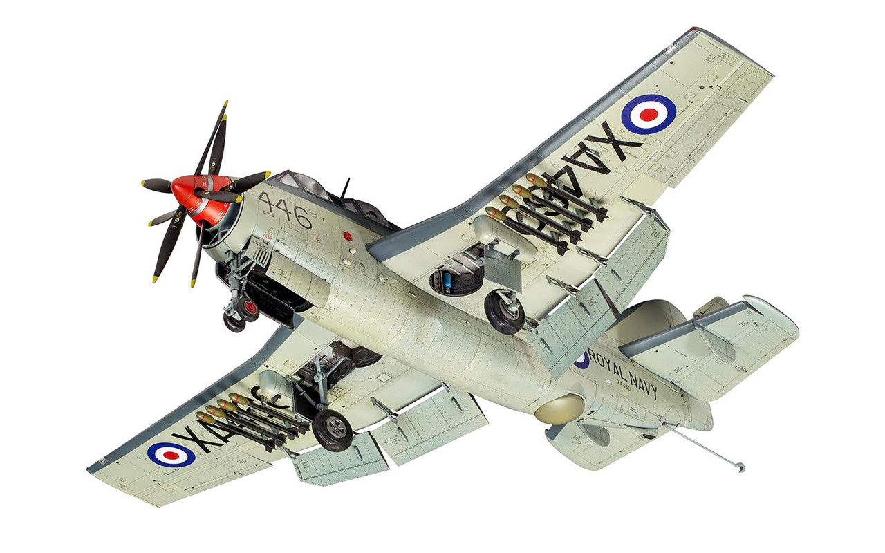 発艦準備中　フェアリーガーネットAS1 艦上早期警戒機airfix1/48モデル 発艦準備中 フェアリーガーネットAS1 艦上早期警戒機airfix1/48モデル