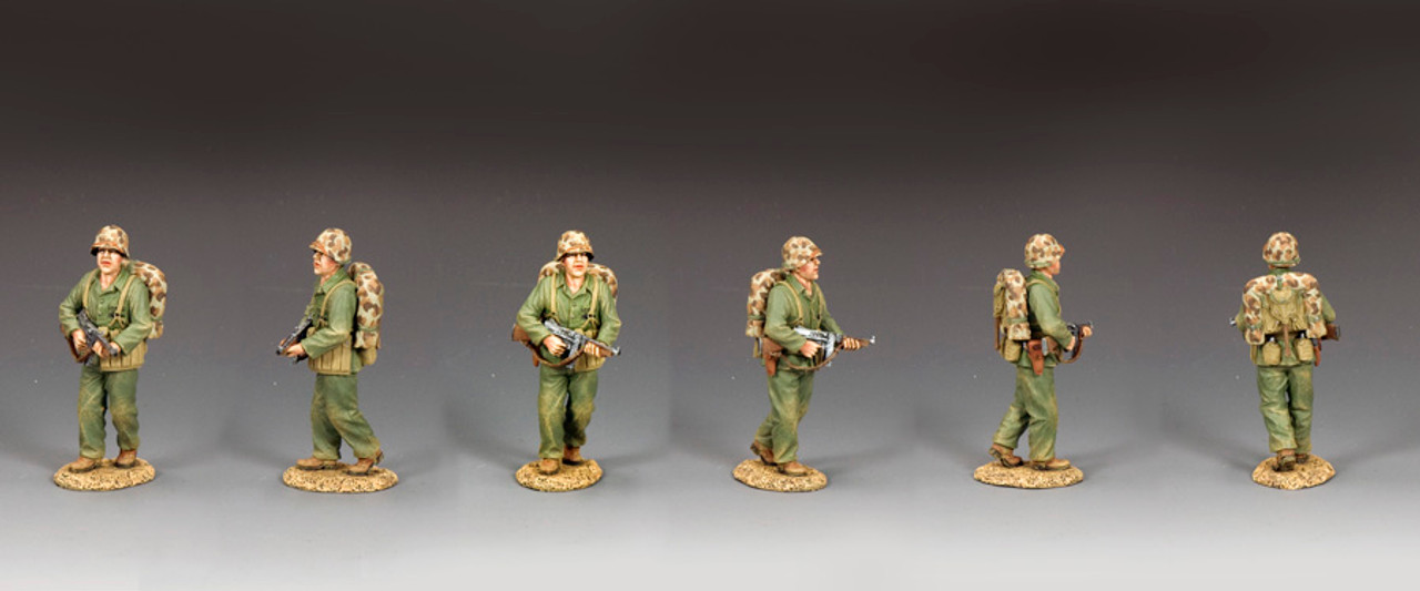 KACUSMC069 - Walking Marine Sergeant - Brookhurst Hobbies