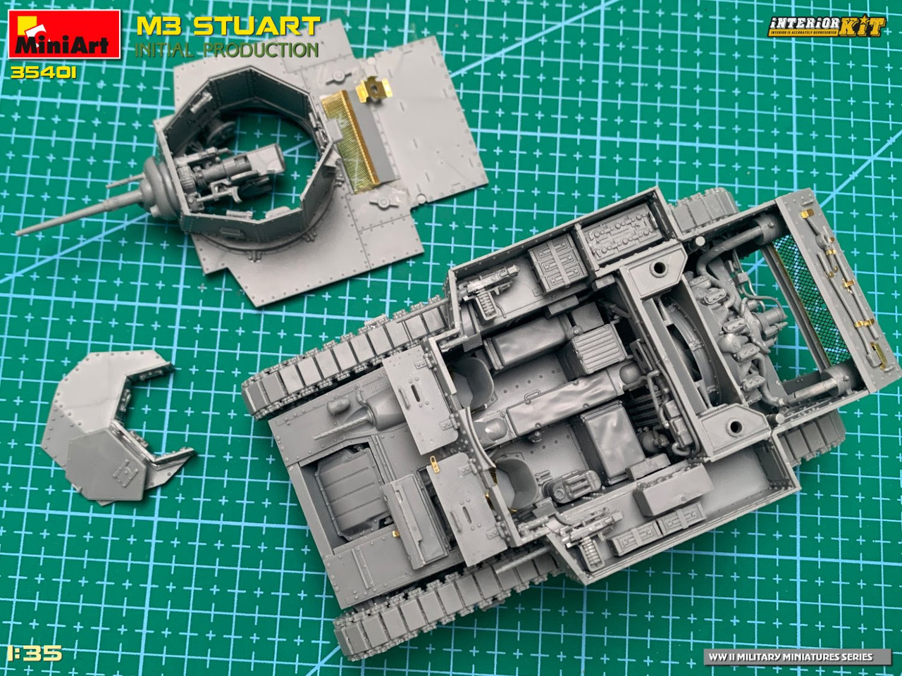 1/35 M3 Stuart Initial Production - MIA35401