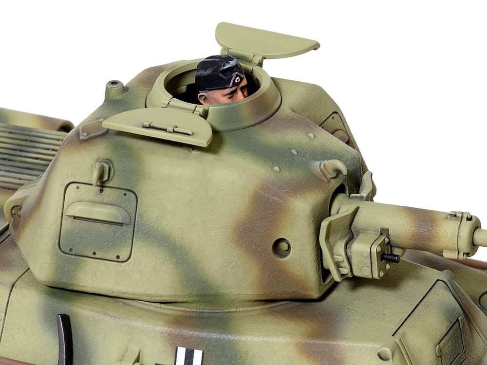 1/35 French Light Tank H39 - TAM35389 - Brookhurst Hobbies