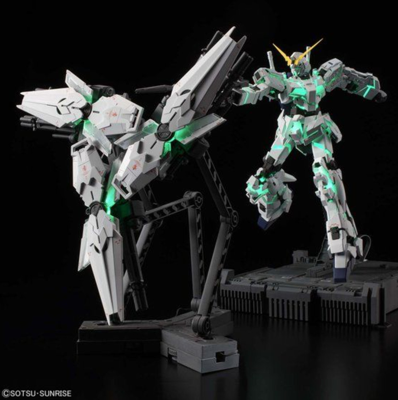 1/100スケールMGEXユニコーンガンダム Ver.Ka 1/100 MGEX UNICORN GUNDAM Ver.Ka - Brookhurst Hobbies