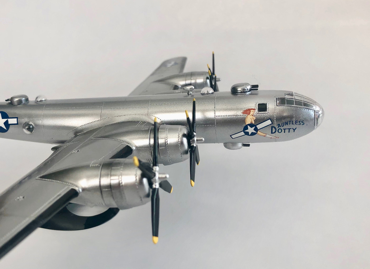 1/120 Boeing B-29 Superfortress with Swivel Stand