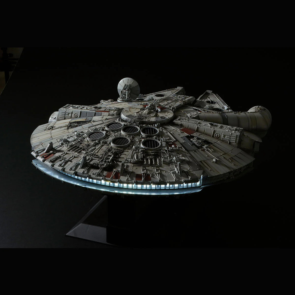 Star Wars: PG 1/72 Millennium Falcon - Brookhurst Hobbies