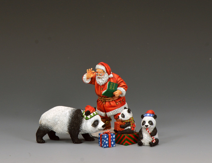 KACXM025 - Santa & His Panda Bears