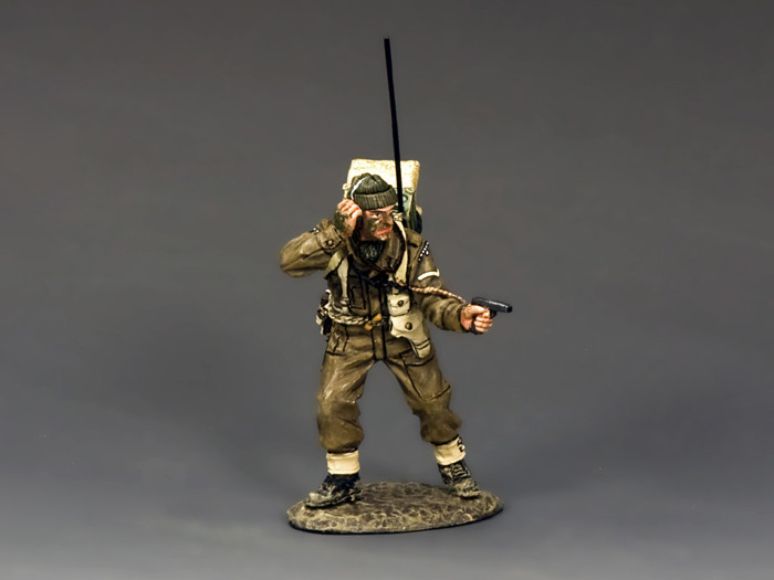 KACDD195 - Radio Operator