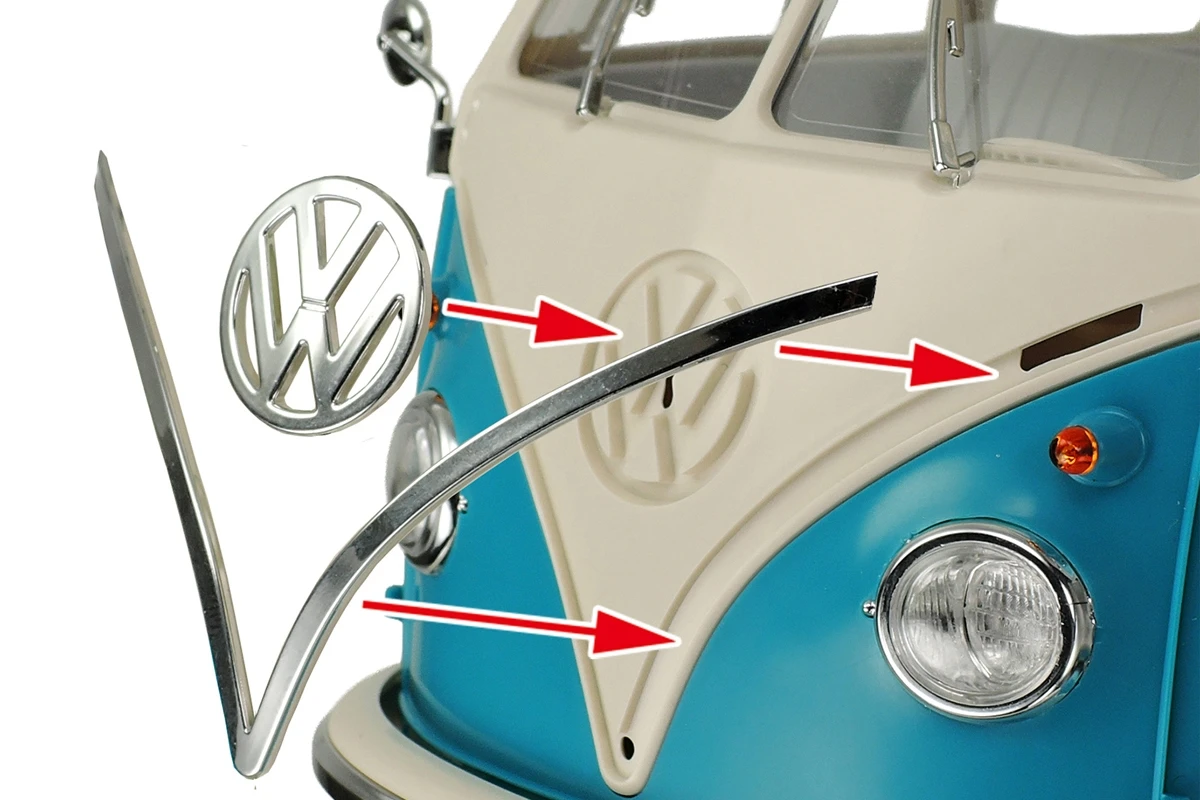 [PREORDER] 1/24 Volkswagen Type 2 (T1) Blue/White - Clic Loc