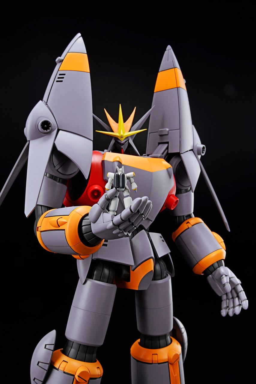 Aoshima 1/1000 Aim For The Top Gunbuster 1/1000 Gunbuster Black Hole Starship Edition