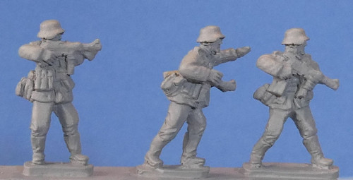 PIG080681 - GERMAN EARLY WAR SMG STANDING FIRING PIG080681 - GERMAN EARLY WAR SMG STANDING FIRING