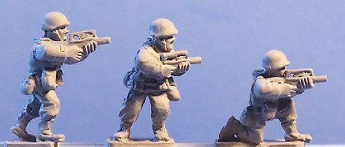 PIG170105 - FRENCH FOREIGN LEGION W. FAMAS RIFLE PIG170105 - FRENCH FOREIGN LEGION W. FAMAS RIFLE