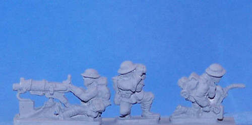 PIG160124 - BRITISH VICKERS HMGS IN HELMET PIG160124 - BRITISH VICKERS HMGS IN HELMET