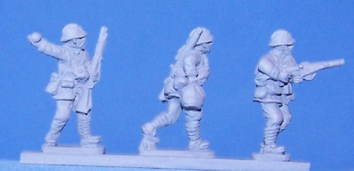 PIG160184 - FRENCH LATE WAR ASSULT LMG, GRENADES PIG160184 - FRENCH LATE WAR ASSULT LMG, GRENADES