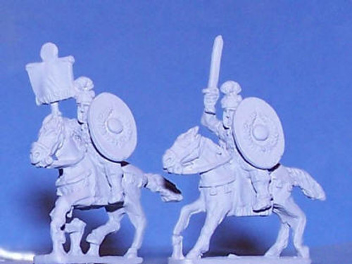 PIG030021 - ROMAN CAVALRY COMMAND, WREATH SHIELD PIG030021 - ROMAN CAVALRY COMMAND, WREATH SHIELD