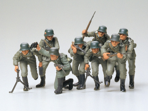 1/35 GERMAN ASSAULT TROOPS - 35030 1/35 GERMAN ASSAULT TROOPS - 35030