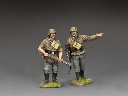 KACWS391 - "Over There’ (2 Figs) KACWS391 - "Over There’ (2 Figs)