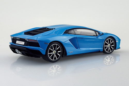1/32 SNAP KIT #12-E Lamborghini Aventador S (Pearl Blue)
