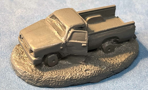 PIG170202 - TOYOTA PICK'EM UP TRUCK BURNT OUT (RESIN)