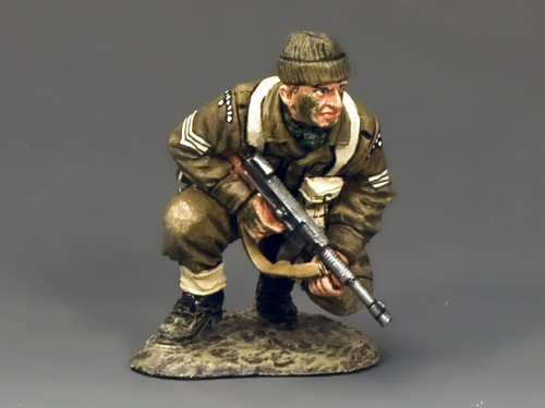 KACDD196 - Crouching Sergeant w/'Tommy' Gun