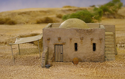 28mm Mud-Brick House