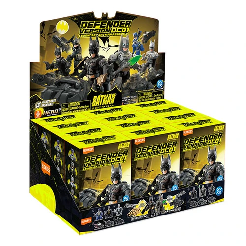 DC Blokees: 2-inch Defender Model Kit- DV01 Legendary Batman Assemble