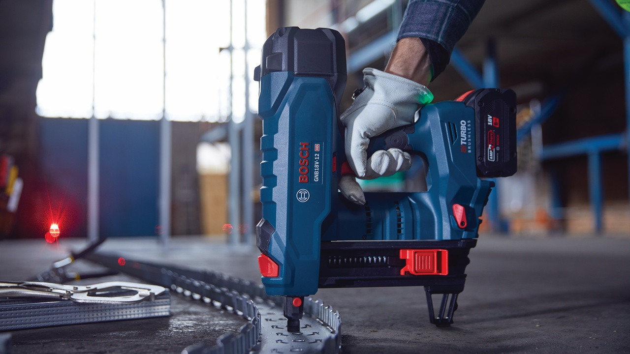 Bosch GNB18V 12K14 PROFACTOR 18V Concrete Nailer Kit with 1 CORE18V 8 Ah High Performance Battery