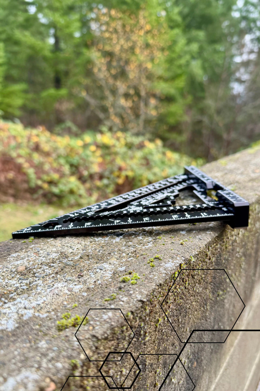 Squi.Jig Fusion Pro 7-1/2 in. Rafter Square Limited Edition Black