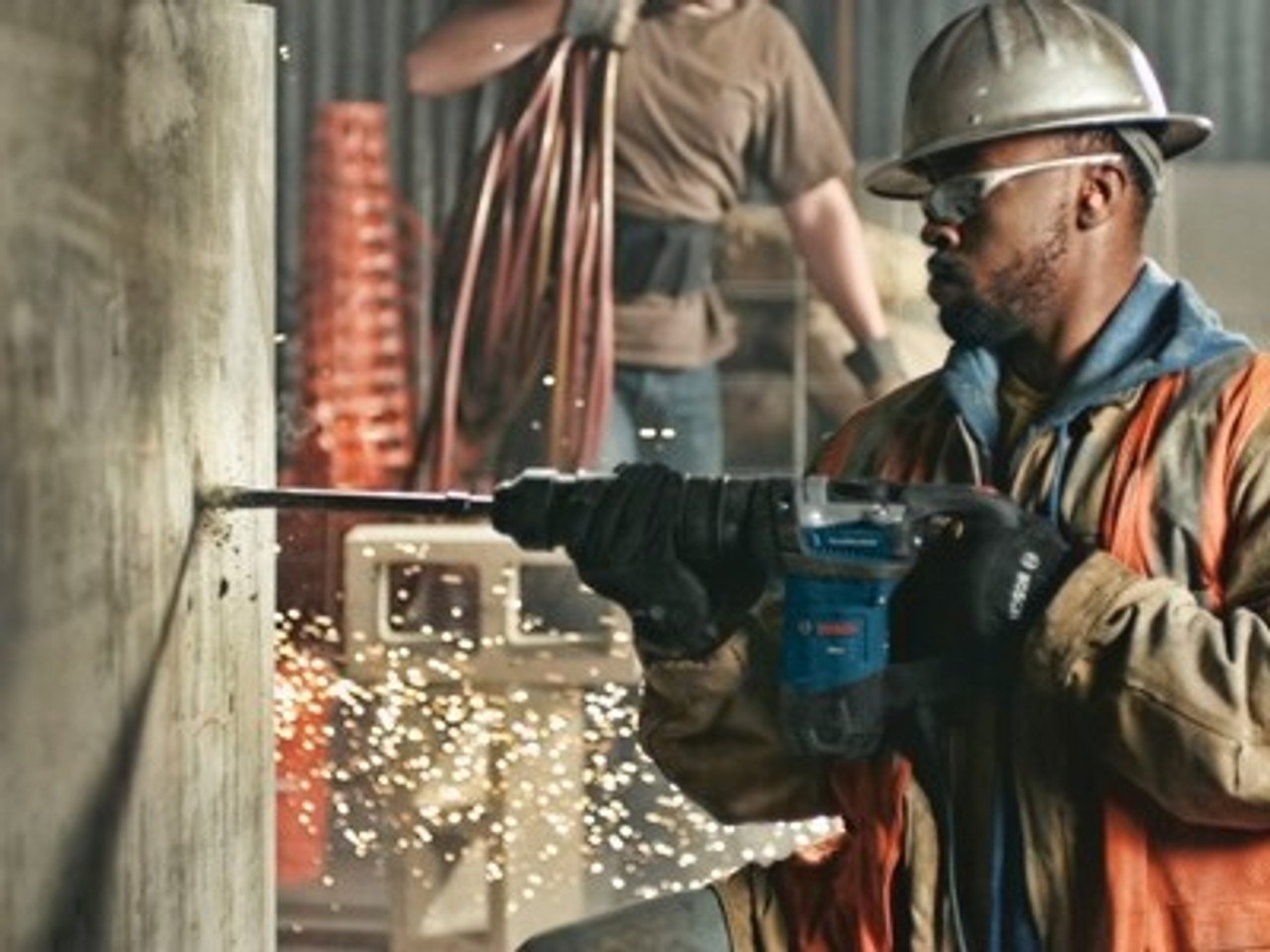 Bosch DH507 SDS max Demolition Hammer