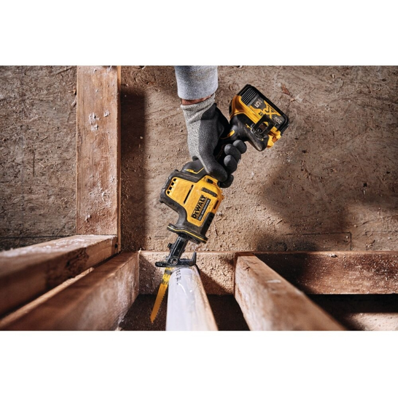 Dewalt DCS369B ATOMIC 20V MAX Cordless One-Handed Reciprocating Saw (Tool  Only)