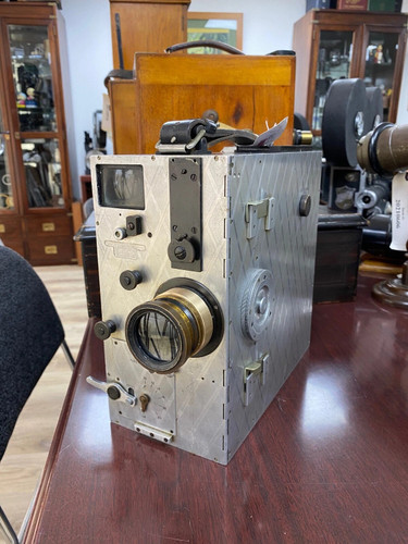 Vintage 35mm Newman Sinclair Model E Motion Picture Camera