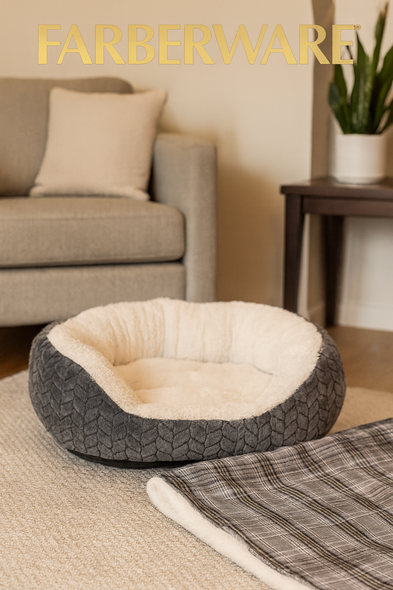 OVAL PET BED WITH 1 ACCESSORY BLANKET