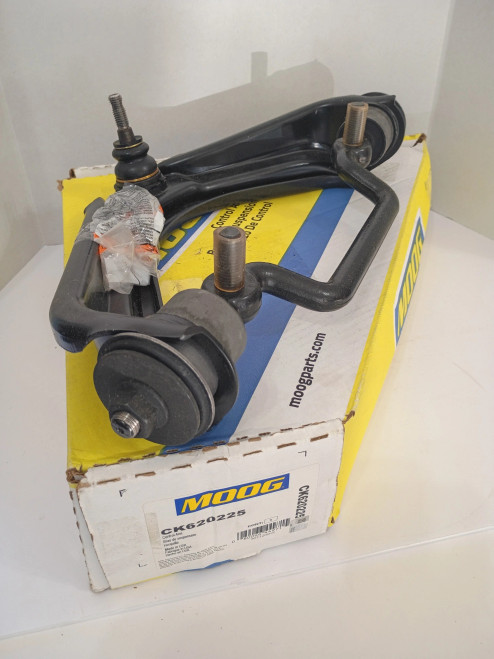 MOOG CONTROL ARM AND BALL JOINT ASSEMBLY CK620225