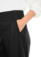 MARC CAIN SPORTS Black Warin Rethink Together Culottes | YS 81.26 W19 MARC CAIN SPORTS Black Warin Rethink Together Culottes | YS 81.26 W19