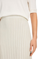 MARC CAIN COLLECTIONS Off-White Pleated Skirt - Knitted In Germany | YC 71.03 M10 MARC CAIN COLLECTIONS Off-White Pleated Skirt - Knitted In Germany | YC 71.03 M10