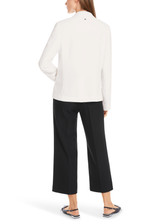 MARC CAIN COLLECTIONS Off-White Blazer With Hand-Stitching Details | YC 34.09 W56 MARC CAIN COLLECTIONS Off-White Blazer With Hand-Stitching Details | YC 34.09 W56
