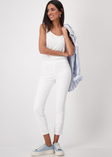 MONARI White Jeggings With Back Pockets | 409808 MONARI White Jeggings With Back Pockets | 409808