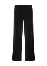 MARC CAIN SPORTS Black Wide-Cut Washington Chenille Trousers | ZS 81.48 J70