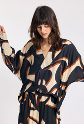 A Breath of Parisian Summer: Lauren Vidal SS25 Has Arrived at Red Pearl