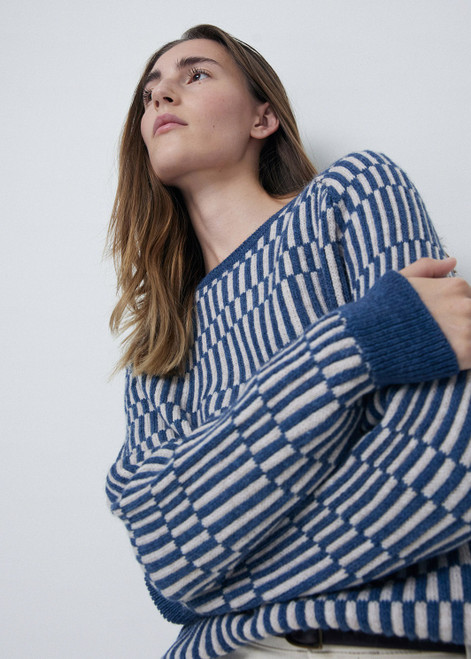 YERSE Unfm Blue Striped Knit Pullover