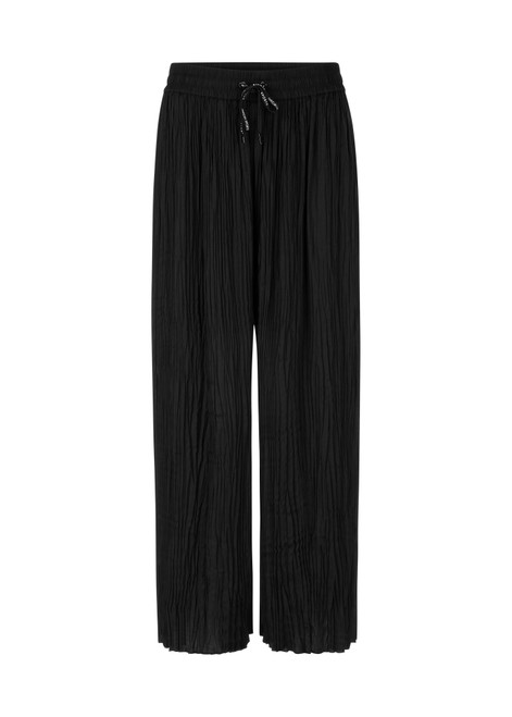 MARC CAIN SPORTS Black Wolin Rethink Together Pleated Trouers | YS 81.56 W39 MARC CAIN SPORTS Black Wolin Rethink Together Pleated Trouers | YS 81.56 W39