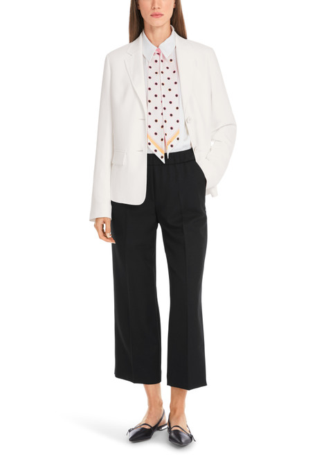 MARC CAIN COLLECTIONS Off-White Blazer With Hand-Stitching Details | YC 34.09 W56 MARC CAIN COLLECTIONS Off-White Blazer With Hand-Stitching Details | YC 34.09 W56