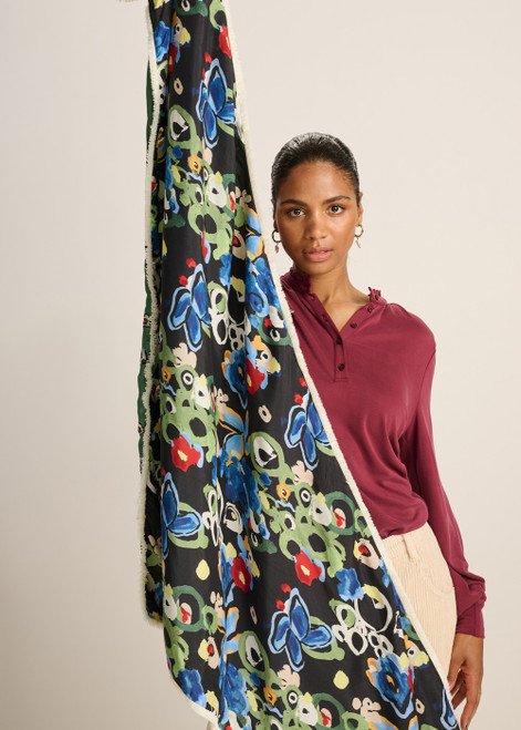 POM Shawl - Double Flower Glory Multi | SP7538