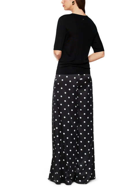 MARC CAIN GLAM Black Short Jumper With Round Neckline | ZG 41.08 M56
