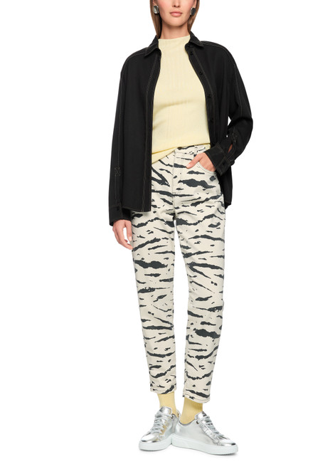 MARC CAIN SPORTS Denim Ecru Feura Jeans With Animal Print | AS 82.13 D03